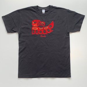 Alaska embroidered souvenir T-shirt used good cond